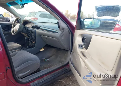 2004 Chevrolet Classic z USA, uszkodzony, nr VIN 1G1ND52F84M559134